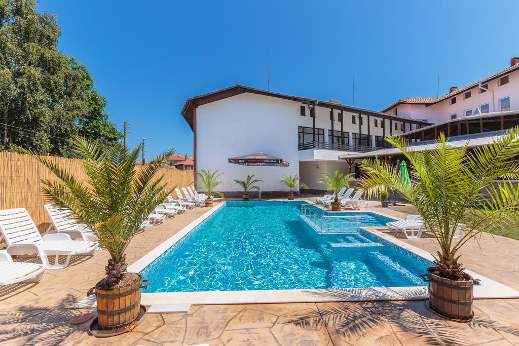 Hotel Chernomorets Luaran gambar