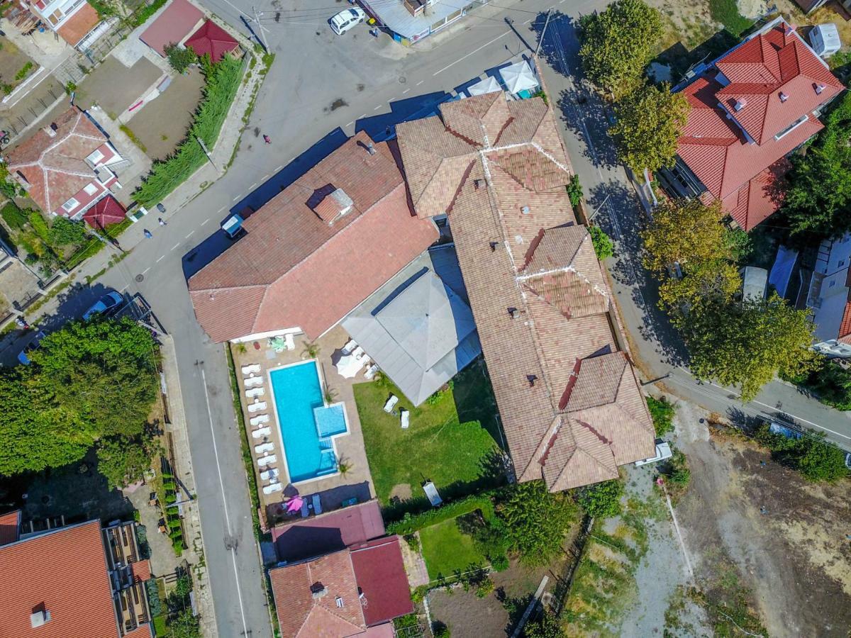 Hotel Chernomorets Luaran gambar